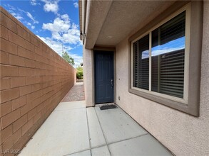 Building Photo - 3369 Graceful Orchid St