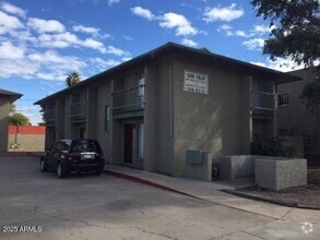 Building Photo - 2309 N 28th St