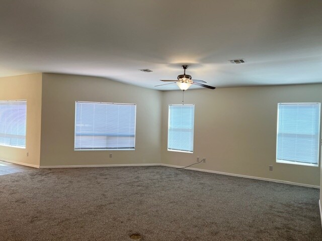 Foto del edificio - 2449 Wilder Rd