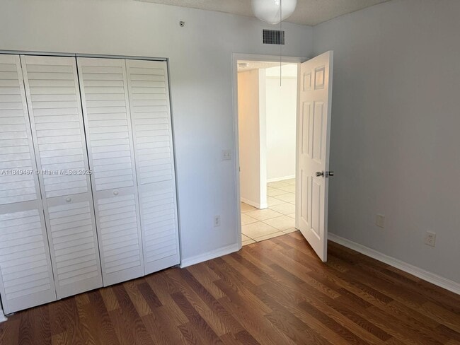 Foto del edificio - 165 NW 96th Terrace