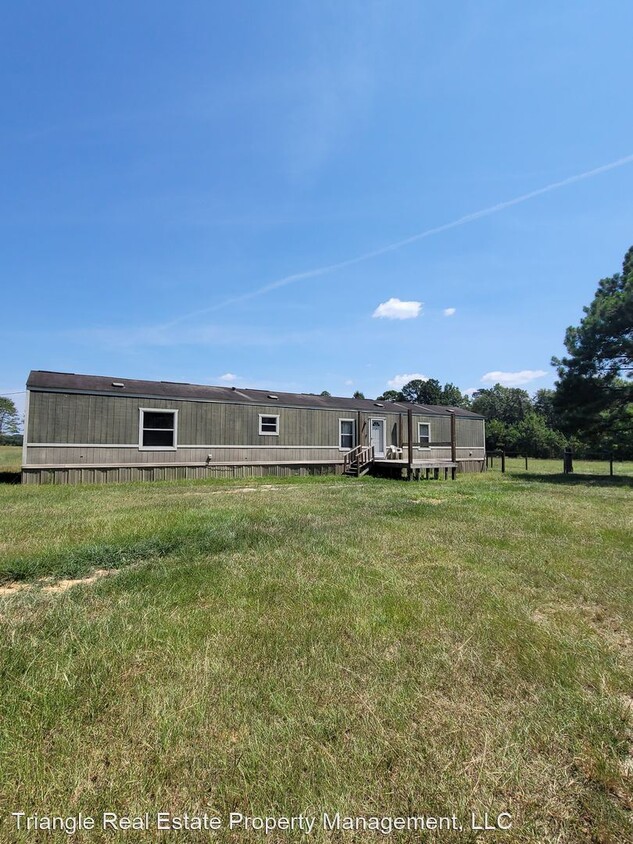 Primary Photo - 3 br, 2 bath House - 10242 Flynn Rd