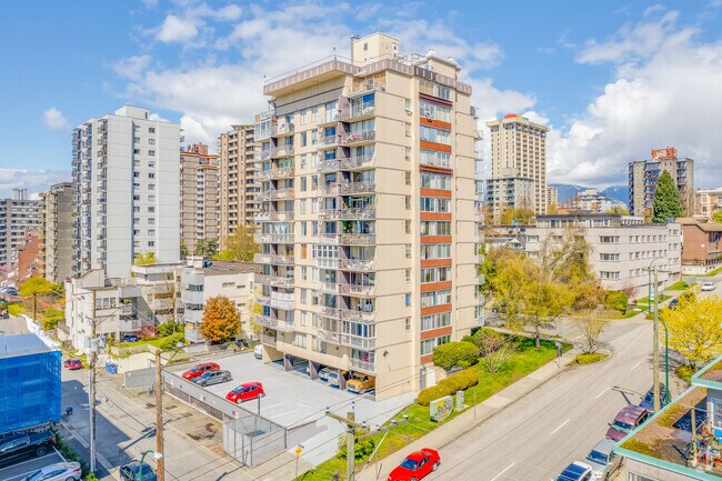 Building Photo - 1100 Harwood Street