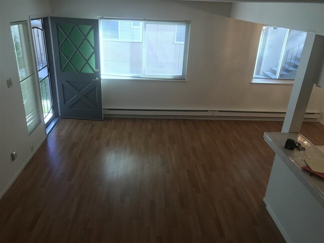 Foto del edificio - 643 Pine Meadows Dr