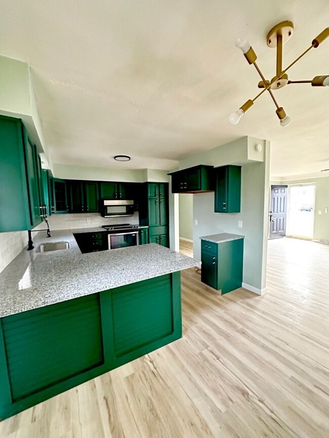 Building Photo - 5216 Bonita Blvd