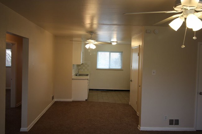 Foto del edificio - 11670 W 16th Ave
