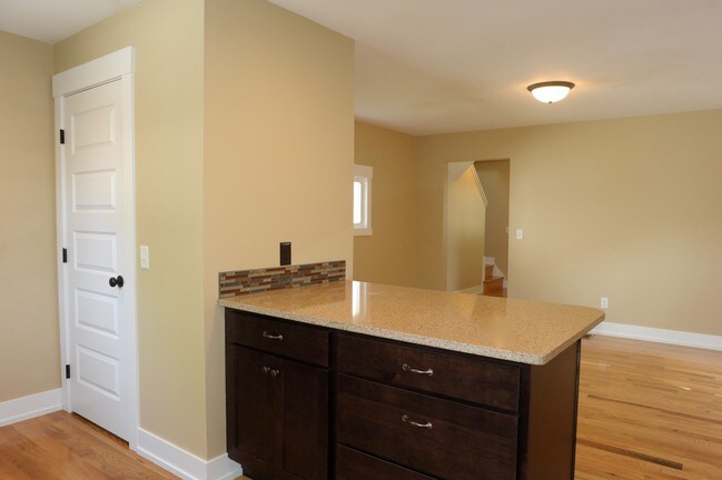 Foto del edificio - 1424 Sigsbee St SE