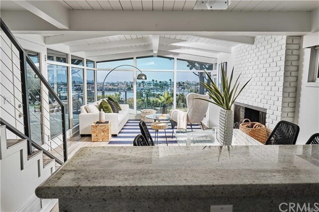 Foto del edificio - 2215 Cliff Dr