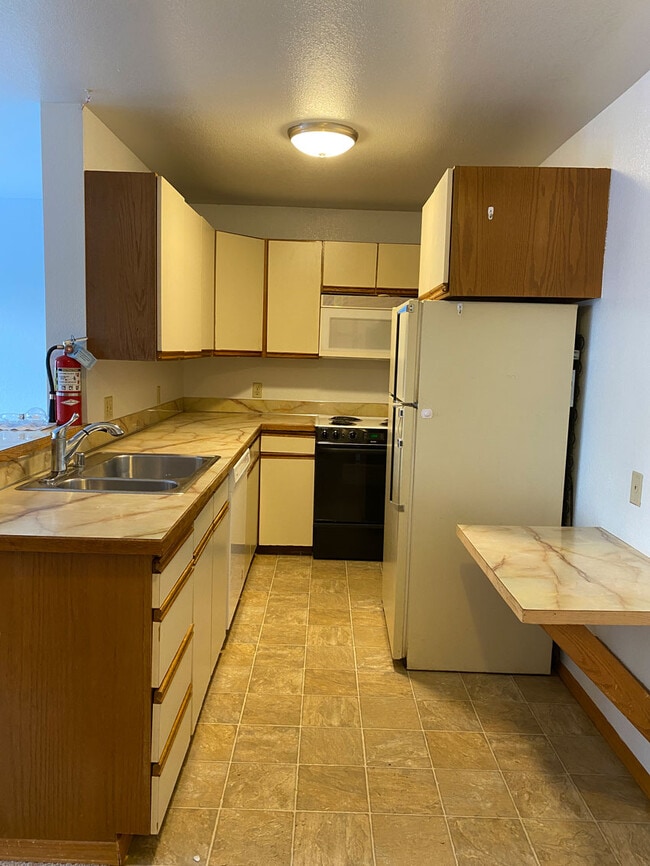 Building Photo - 2149 Crow Hill Dr
