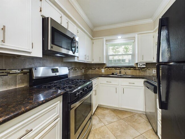 Foto del edificio - 2322 Coryell St