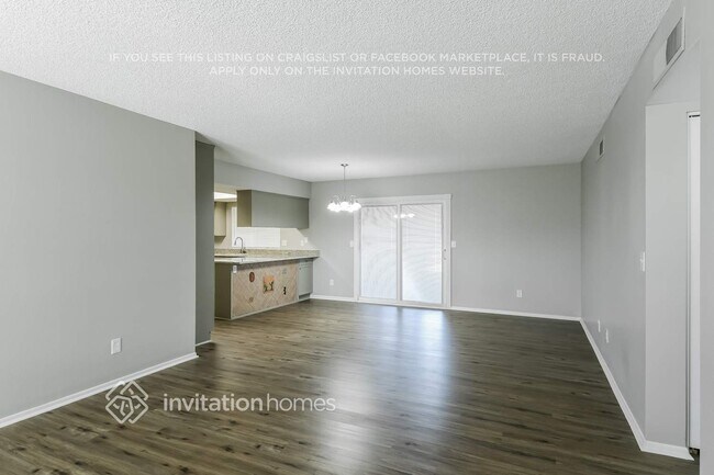 Foto del edificio - 2144 W Wickieup Ln