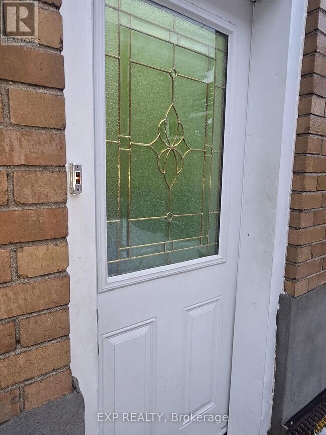 Building Photo - 74 Ranstone Gardens