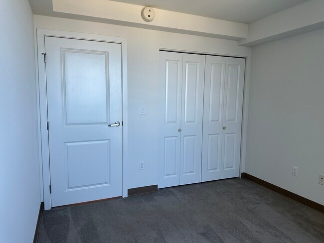 Photo - 988 Halekauwila St Apartment