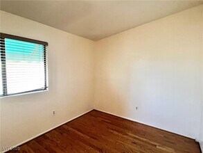 Building Photo - 2140 Pinetop Ln