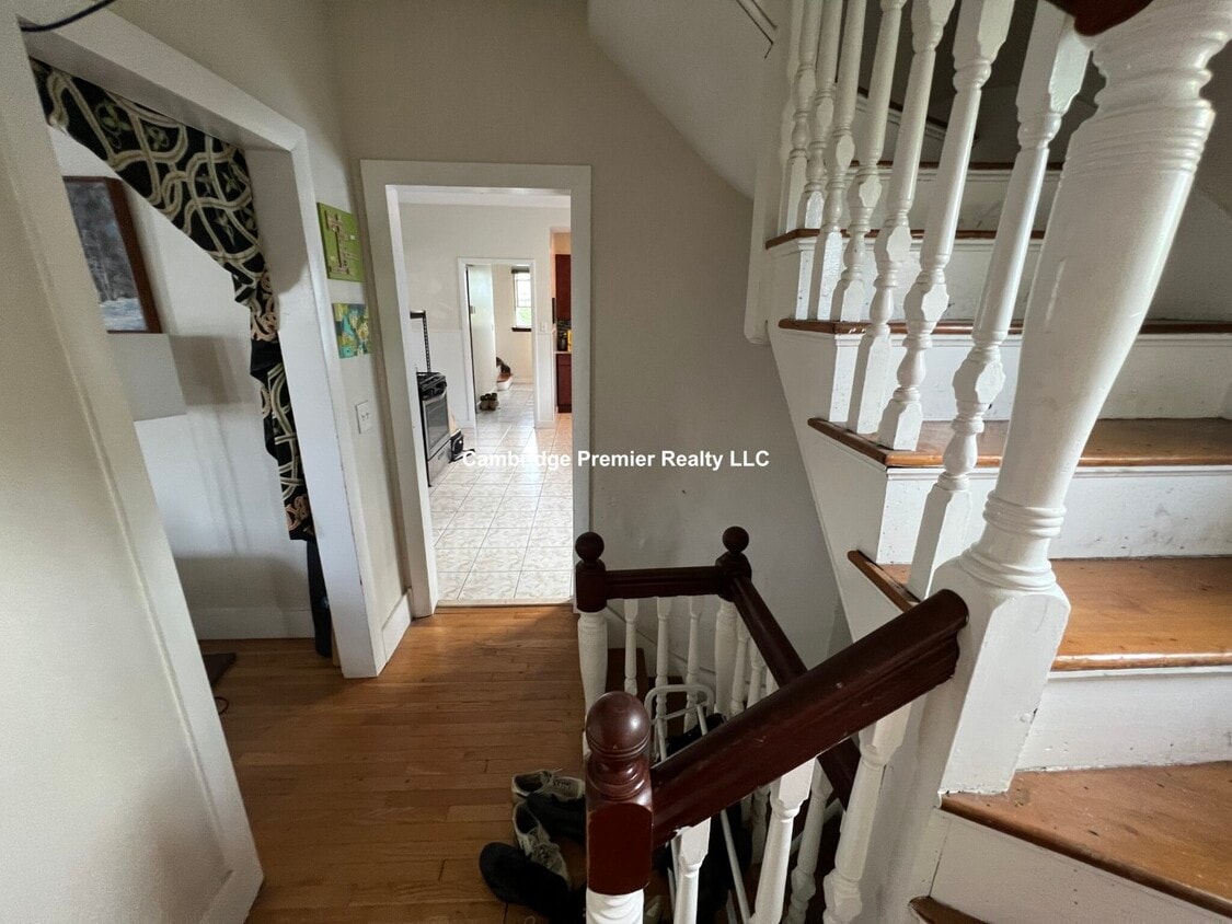 118 Summer St Unit 2, Medford, MA 02155 118 Summer St Medford, MA