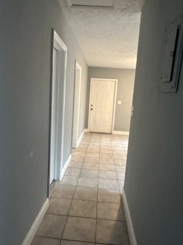 3020 NW 2nd St Unit 3, Pompano Beach, FL 33069 Room for Rent in
