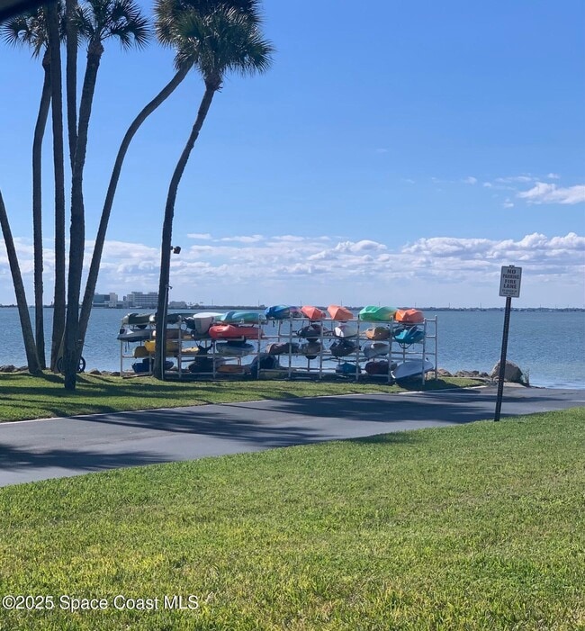 Foto del edificio - 181 Cape Shores Cir