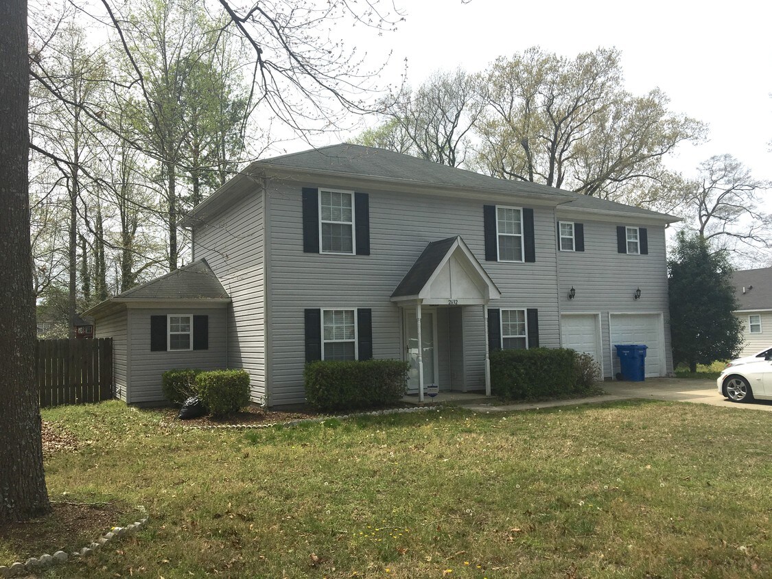 Primary Photo - 2632 Gilmerton Rd