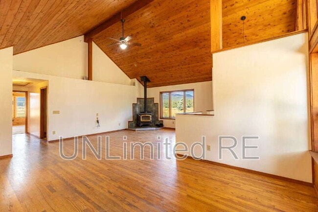 Building Photo - 6600 W Suzette Ln
