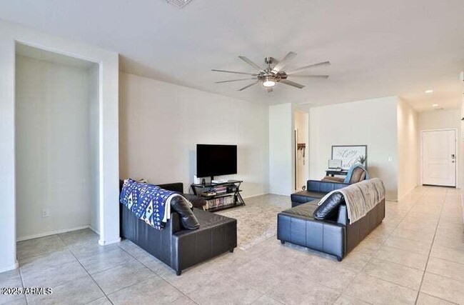 Foto del edificio - 30968 W Monterey Ave