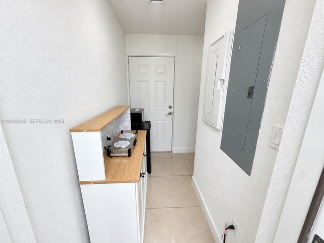 Building Photo - 26102 SW 146th Ave