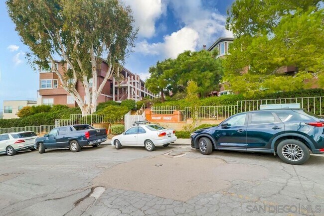 Foto del edificio - 1804 McKee St
