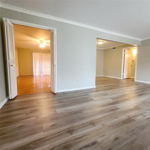 Building Photo - 6007 Sandhurst Ln