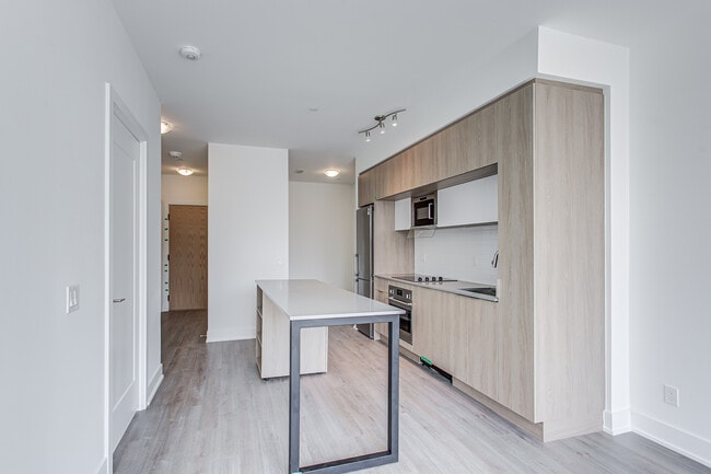 Building Photo - 1 Belsize Dr