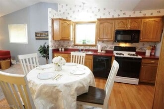Building Photo - 6293 Meldon Dr