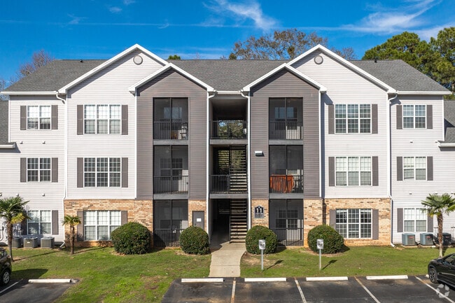 Alternar - The Lakes at Nottingham