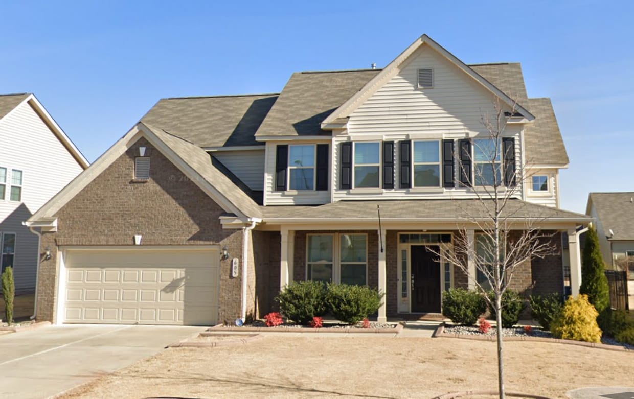 Primary Photo - Beautiful Home in Mebane