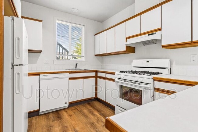 Foto del edificio - 7468 N Haven Ave