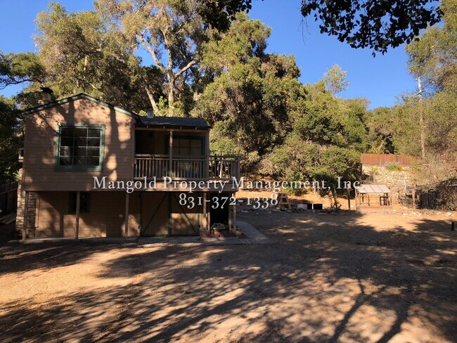 Foto del edificio - Charming 1-Bed 1-Bath Home with Bonus Room...