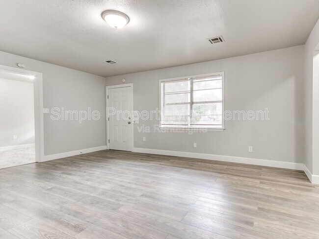 Building Photo - 2261 NW 42nd St