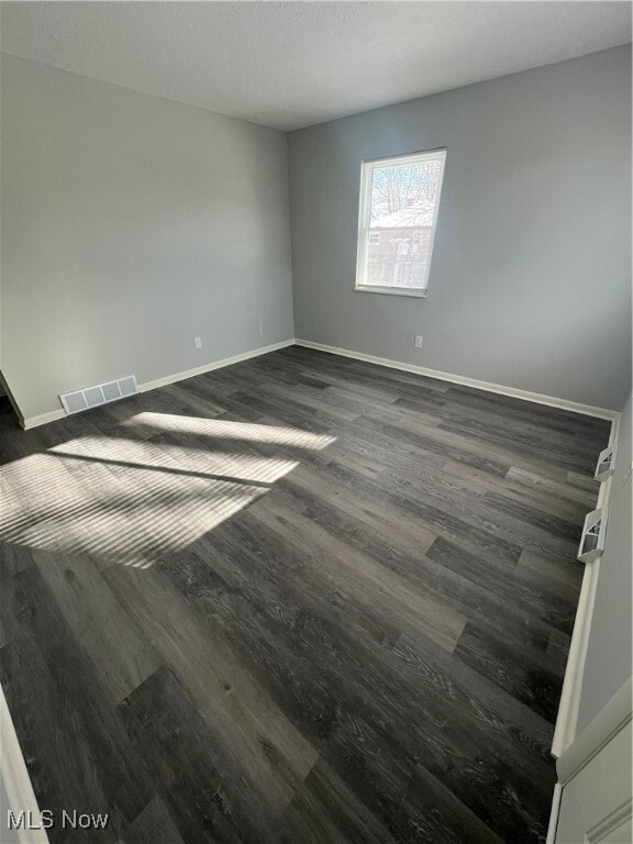 Foto del edificio - 2557 Edwin Ave