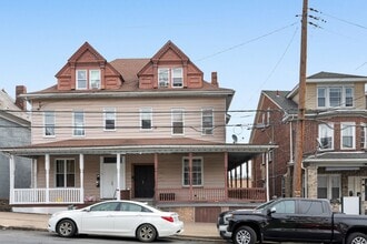 Building Photo - 137 N 7th St
