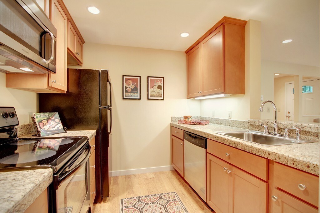 Foto principal - 9927 NE 124th St