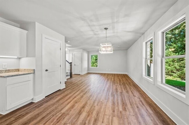 Foto del edificio - 5325 Cherokee Trail