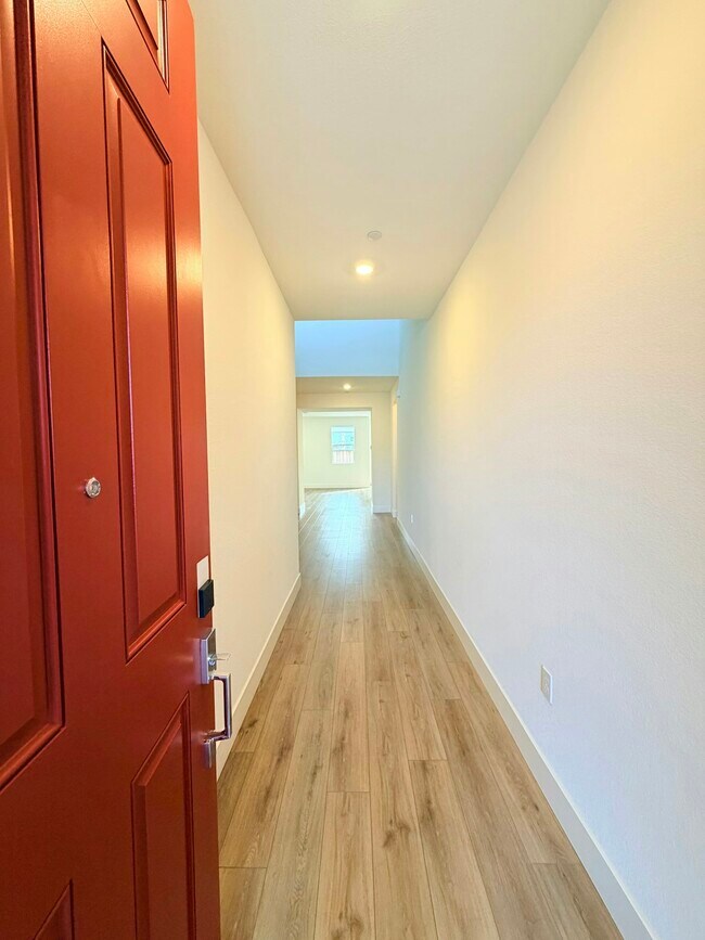 Foto del edificio - 5168 Maniago Wy