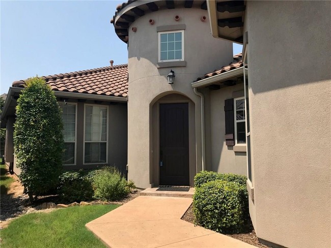 Building Photo - 5904 River Highlands Dr