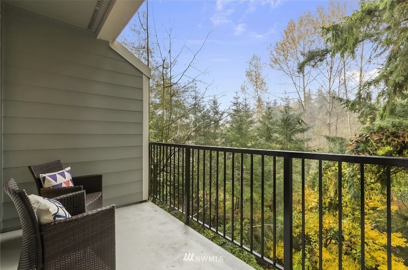 Photo - 19010 68th Ave NE (Kenmore, WA)