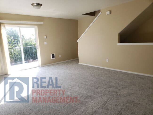 Foto del edificio - Spacious Home in Powellhurst Gilbert