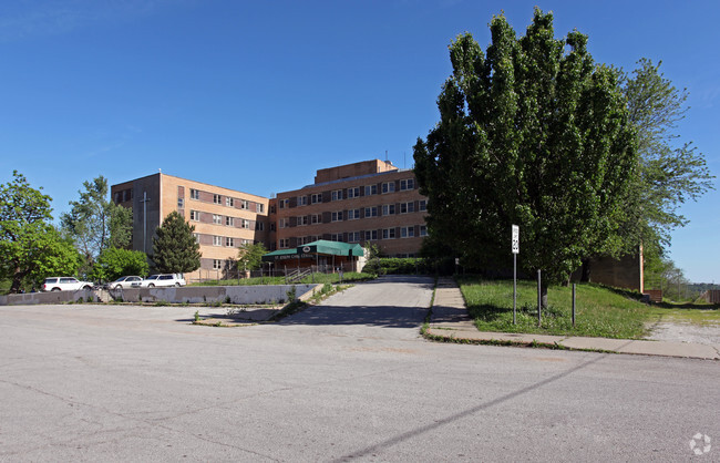Exterior - City View at St. Margarets Senior Living