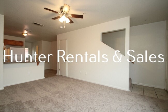 Foto del edificio - Spacious Two-Bedroom!