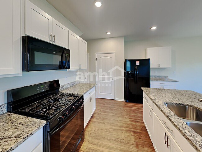 Foto del edificio - 7039 Berkswell Drive