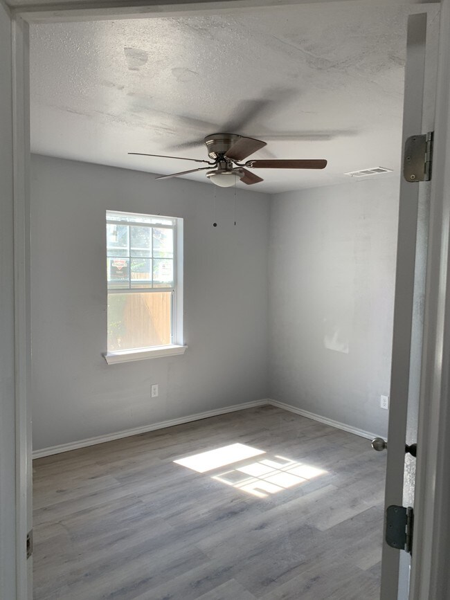Foto del edificio - 2822 Emory St