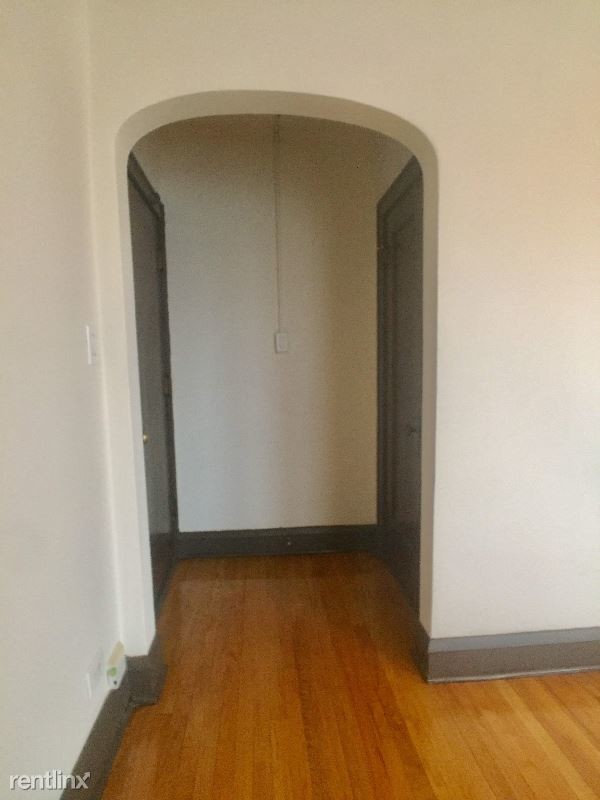 Primary Photo - 4143 W Cullom Ave