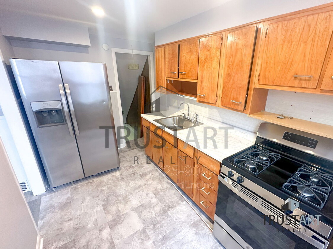 Photo - 5335 Cottage St