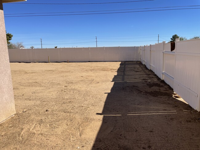 Foto del edificio - 13408 Gilbert St