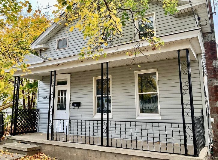 Foto principal - 146 W Cayuga St