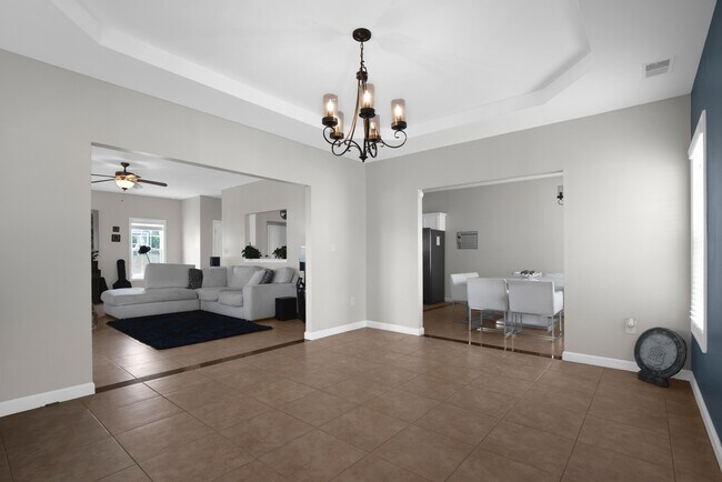 Building Photo - 1500 Seabiscuit Dr